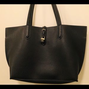 Tutilo New York handbag